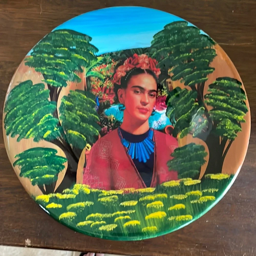 Mexican clay art Frieda